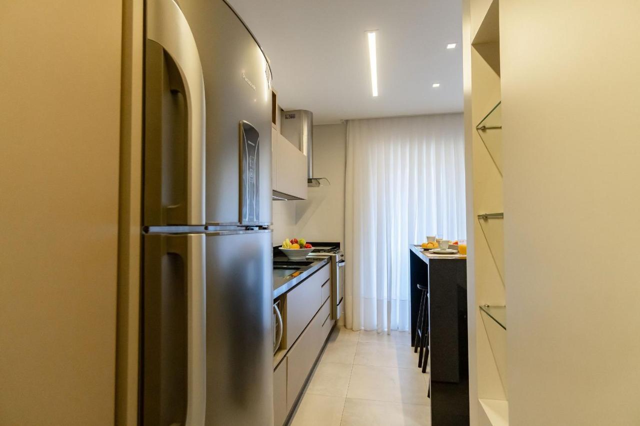 Porto Madero - Apartamento Alto Padrao Em Condo Com Piscina 봄비나스 외부 사진