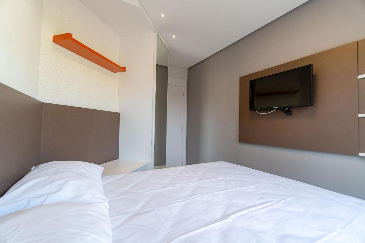 Porto Madero - Apartamento Alto Padrao Em Condo Com Piscina 봄비나스 외부 사진